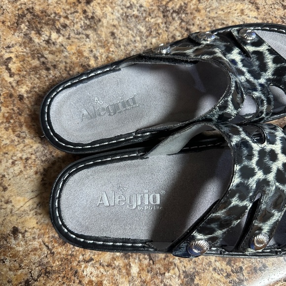 Alegria Black and Gray Leopard Print Sandals - Picture 7 of 8